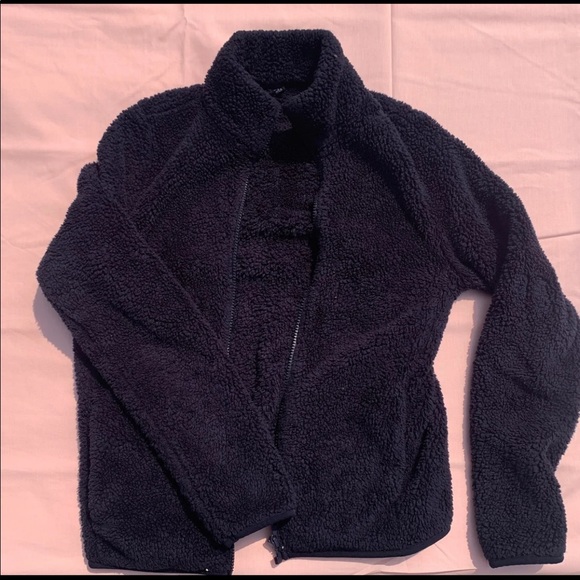 sweater - Picture 1 of 1